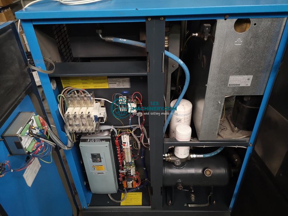 VİDALI KOMPRESÖR GRASSAIR RLR 30 22 KW